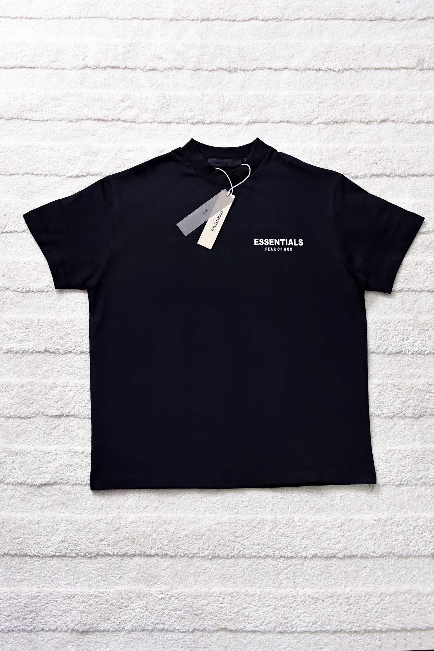 ESSENTIALS T SHIRT