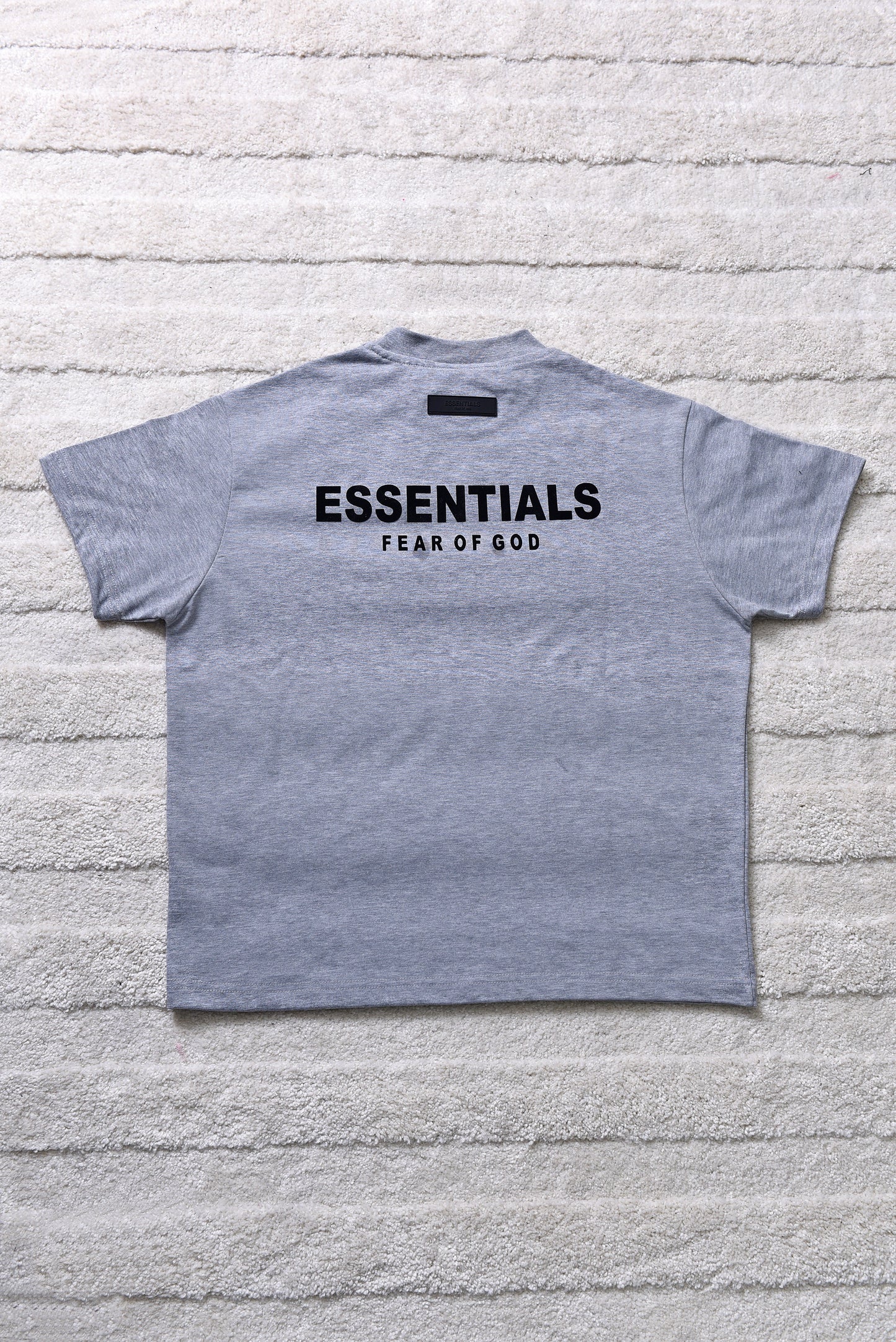 ESSENTIALS T SHIRT